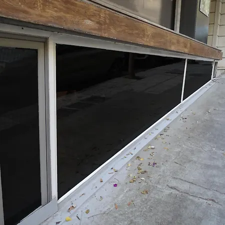 Stylish, Comfortable, Basement Loft-like With Amenities * 아테네